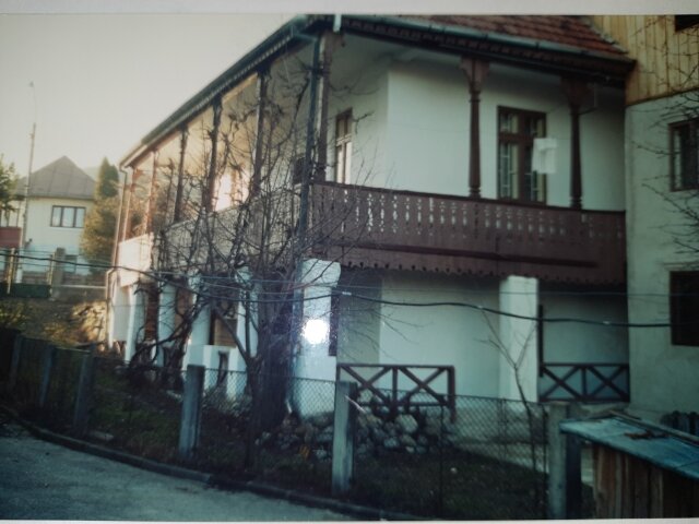 Casa 5 camere, teren 479mp, Calimanesti